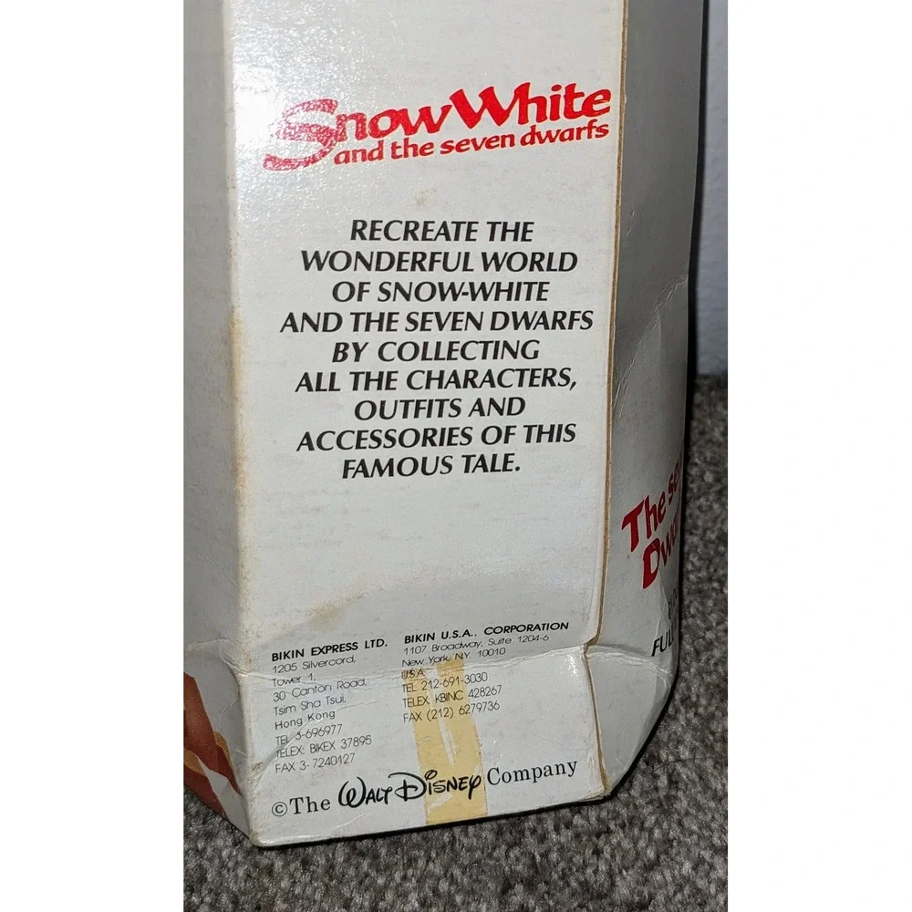 Disney Snow White Sneezy Doll Vintage Collectible Figure Toy in Box‎